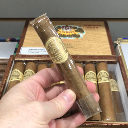 H. Upmann - 1844 Classic Robusto