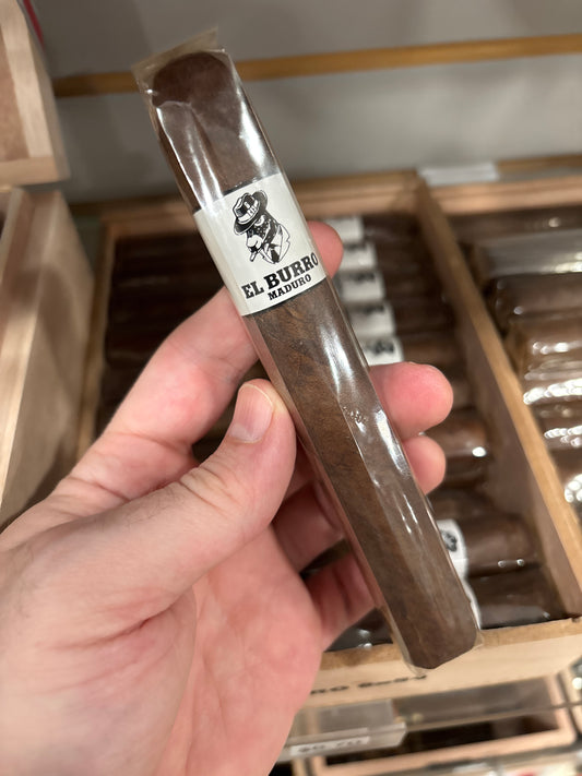 Sinistro - El Burro Maduro Toro