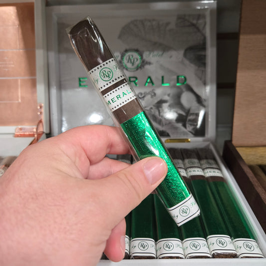 Rocky Patel - Emerald Toro