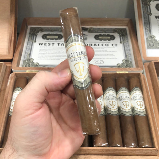 West Tampa - White Robusto