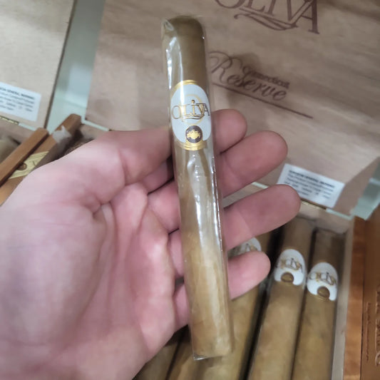 Cigar Review - Oliva Connecticut Reserve Toro