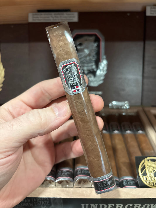 DE Undercrown - El Tigre Corona Viva