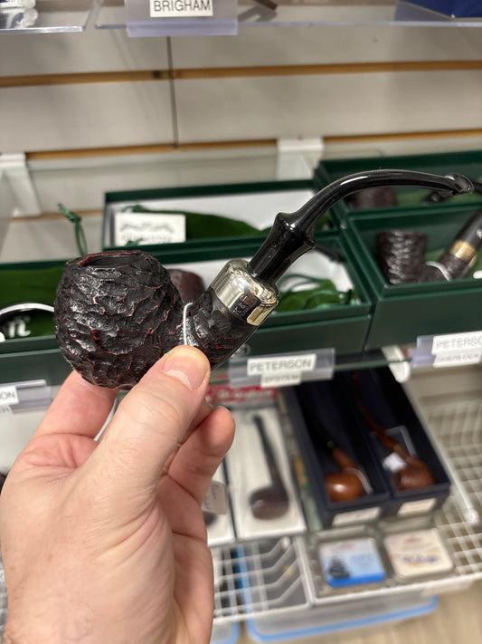 Pipe - Peterson System Standard Rusticated (B42) P-Lip