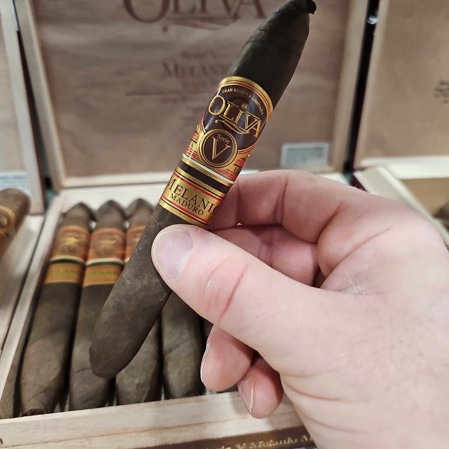 Oliva - Serie V Melanio Maduro Figurado