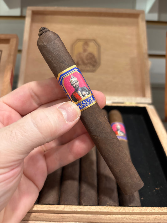 Foundation - Aksum Maduro Corona Gorda