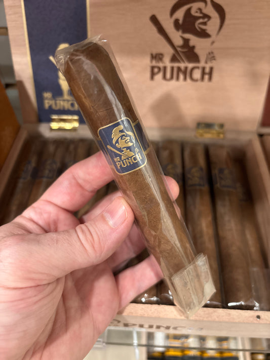 Punch - Mr. Punch Toro 6x54