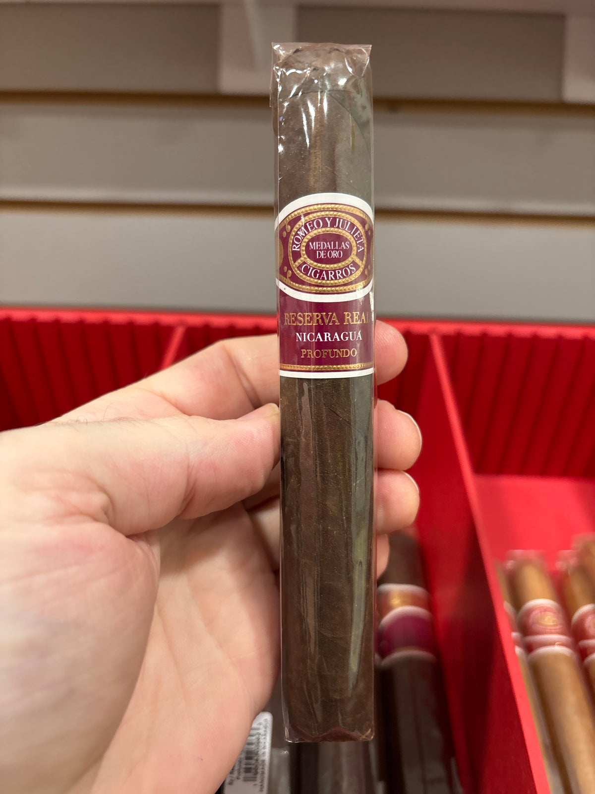 Romeo y Julieta - Reserva Real Profundo Toro