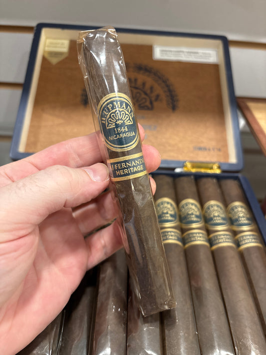 H. Upmann - Nicaragua AJ Fernandez Heritage Toro