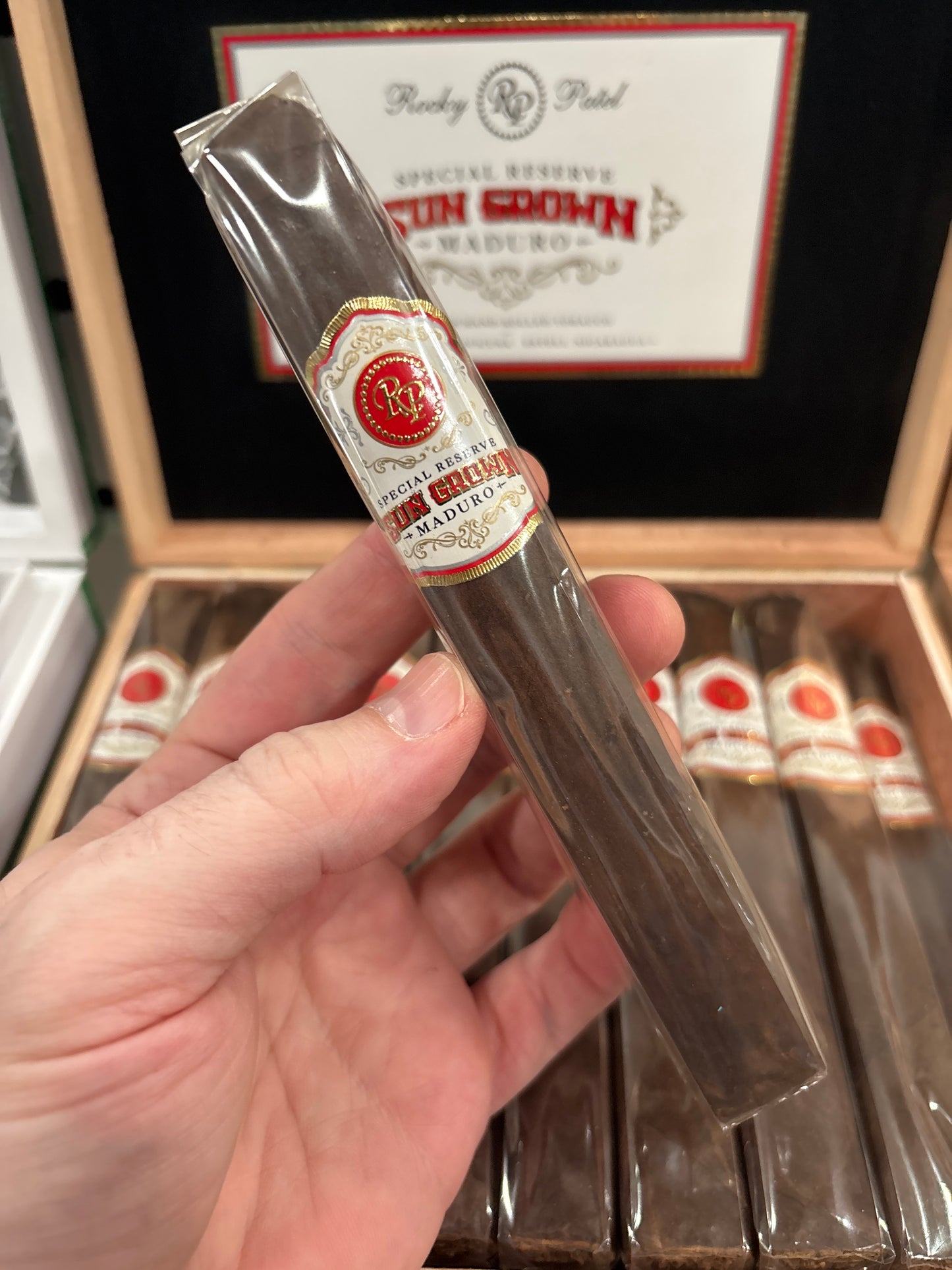 Rocky Patel - Sungrown Maduro Toro