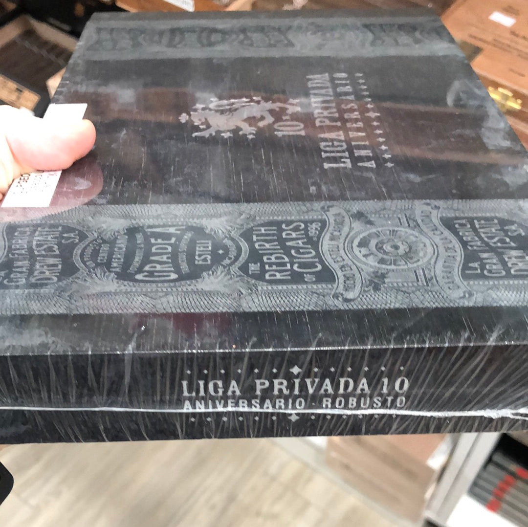 Liga Privada - 10 Aniversario Robusto (box of 10)