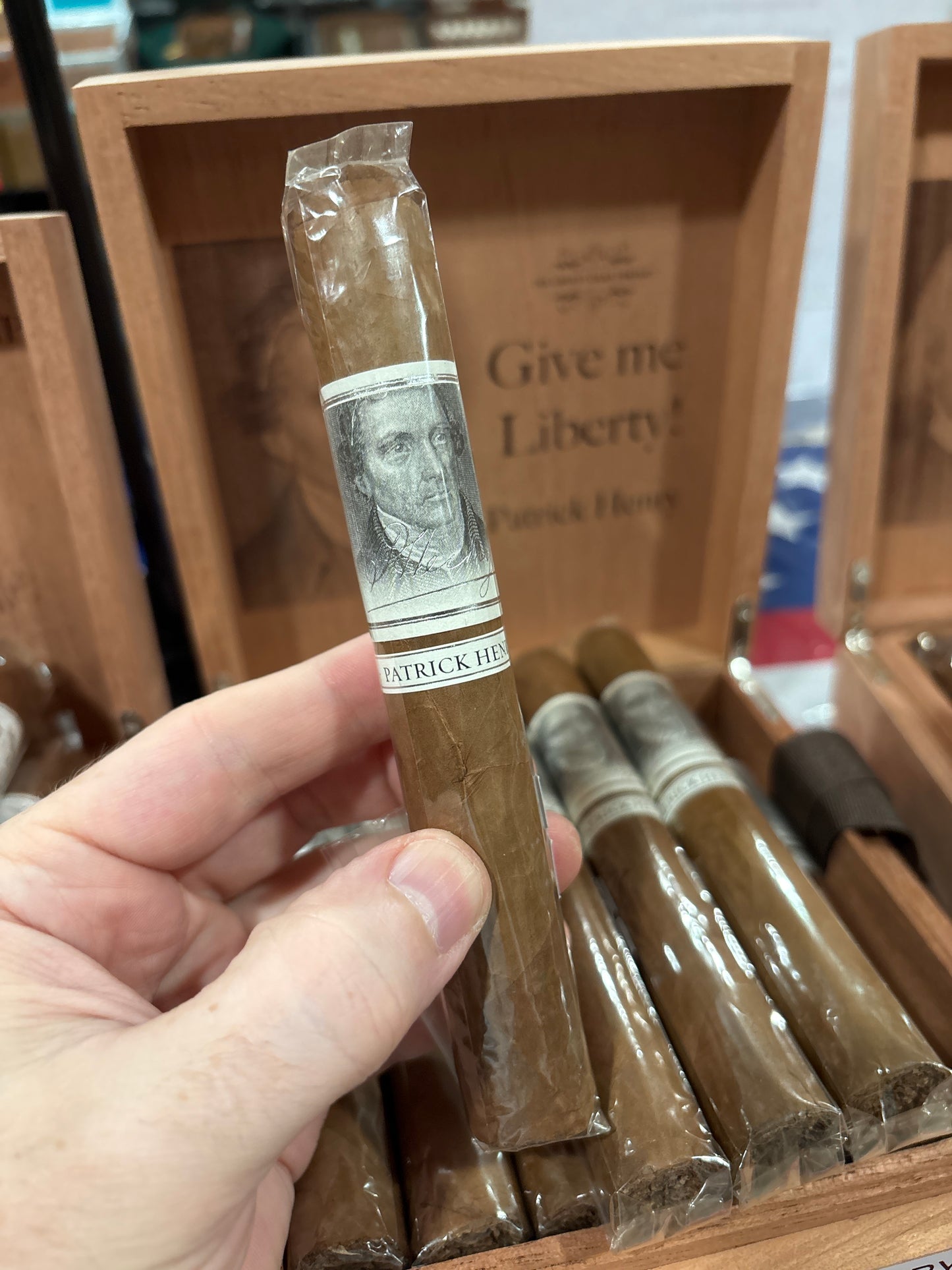 Liberty Cigars - Patrick Henry