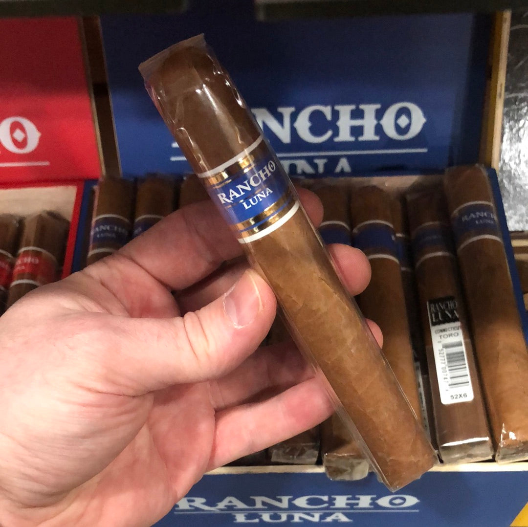 JRE Rancho Luna - Connecticut Toro