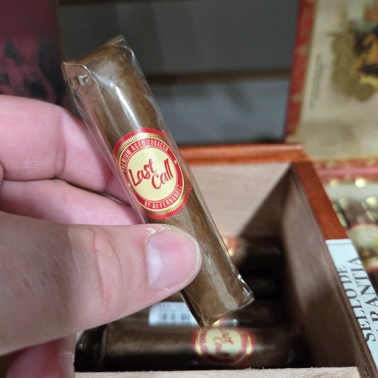 AJ Fernandez - Last Call Habano Chiquitas