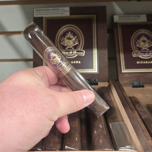 El Titan de Bronze - Nicaragua Gigante