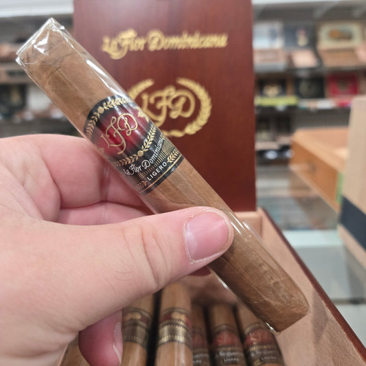 La Flor Dominicana - LFD Ligero 400