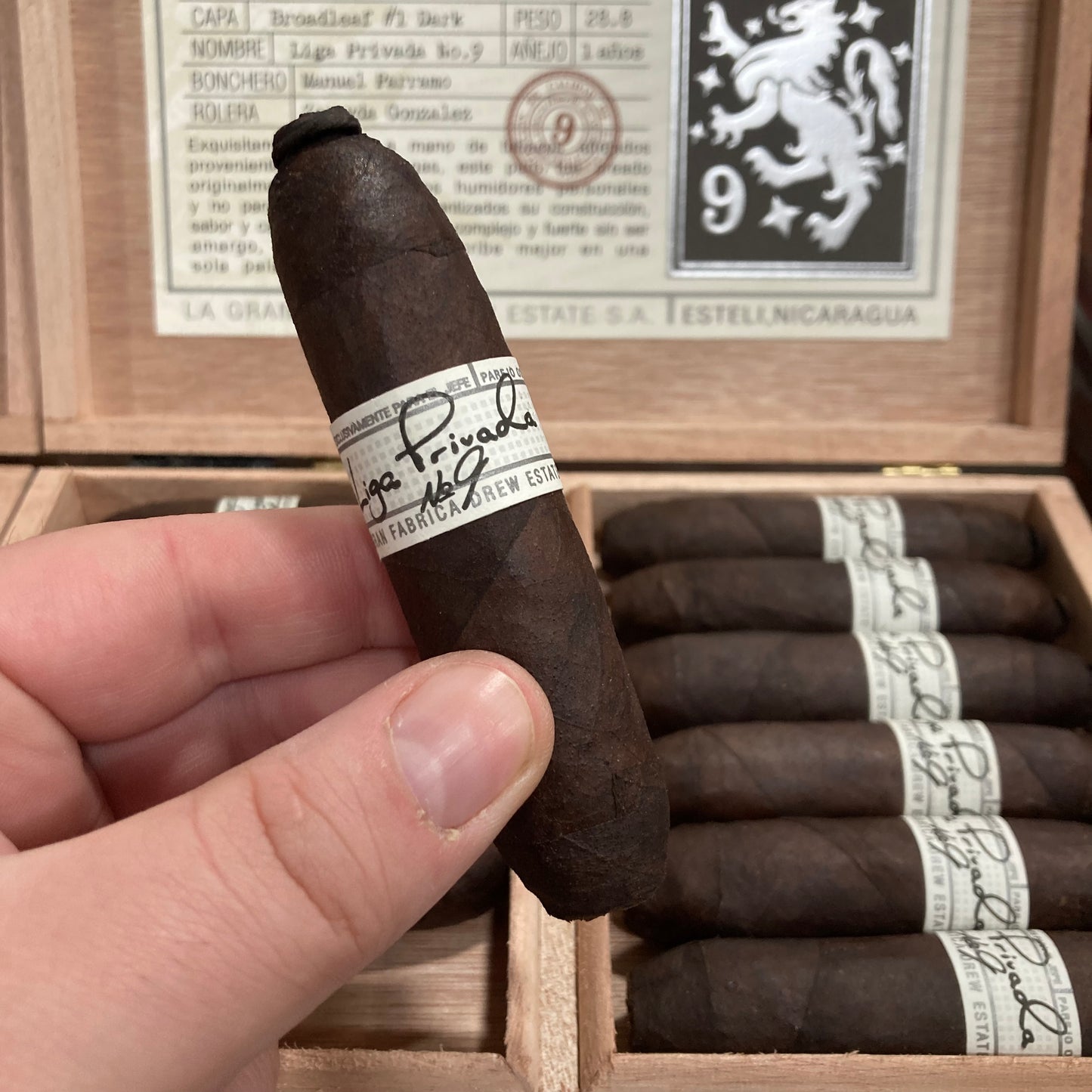 Liga Privada No. 9 - Flying Pig (Box of 12)