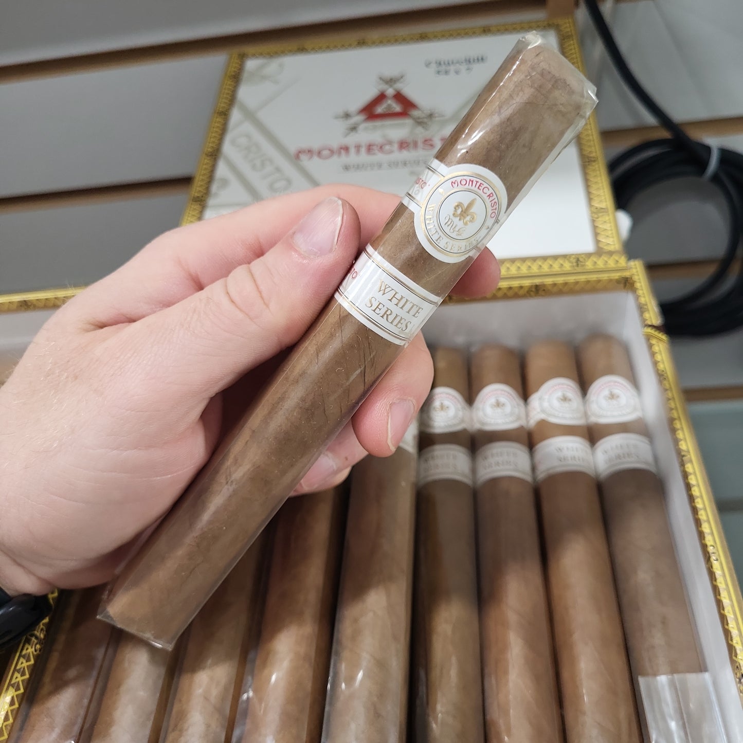 Montecristo - White Churchill 7x54