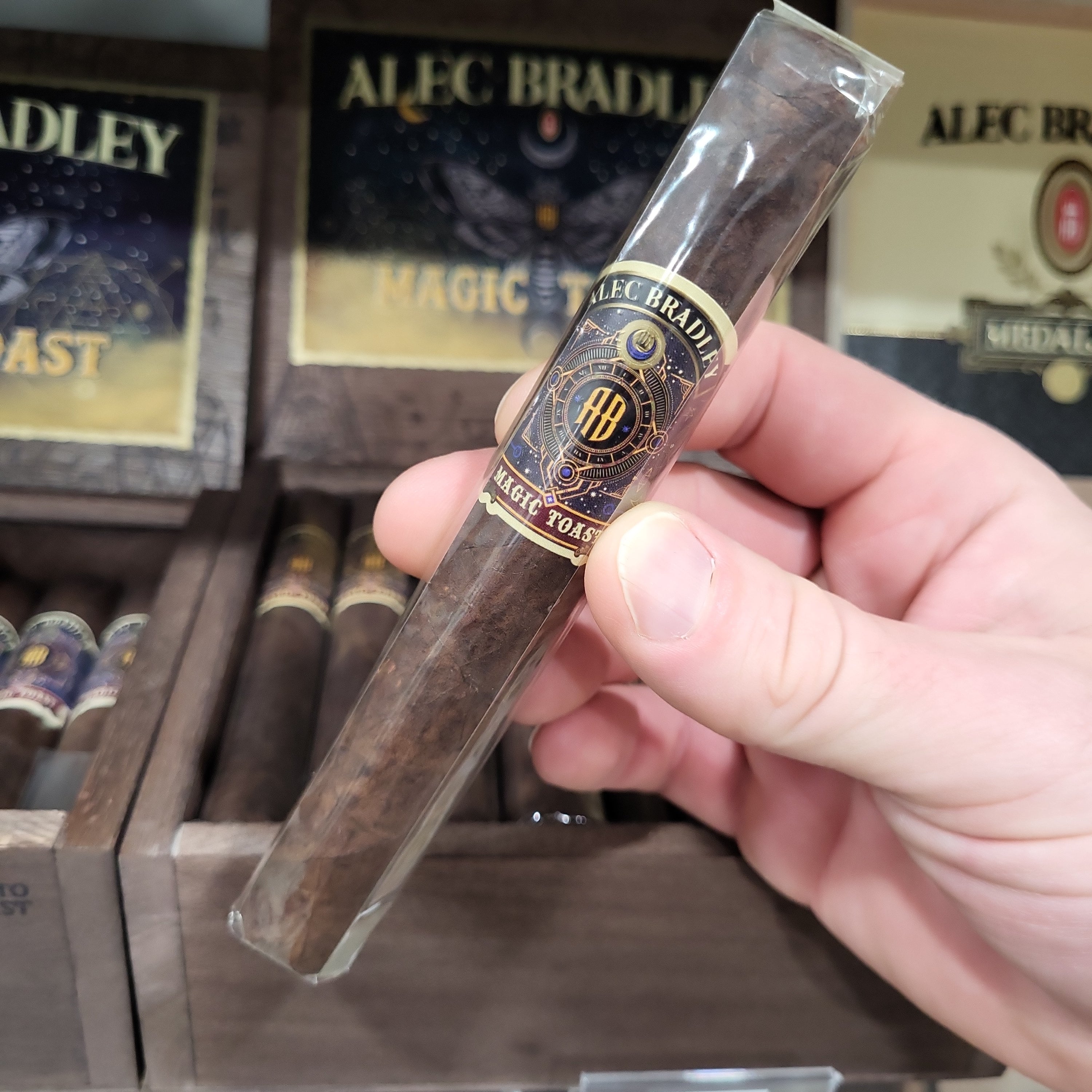 Alec Bradley - Magic Toast Toro – Route 30 Cigars