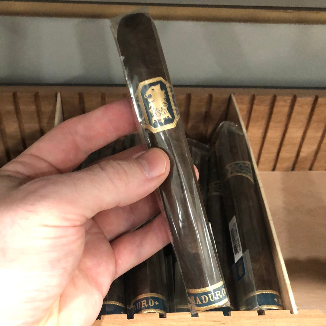 DE Undercrown - Maduro Gran Toro