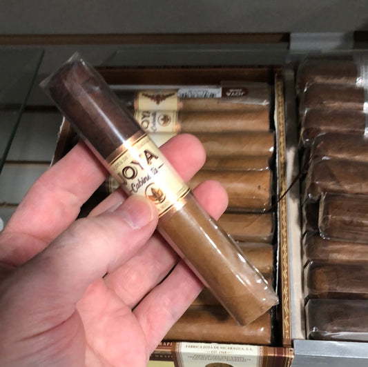 DE JDN - Joya Cabinetta Robusto