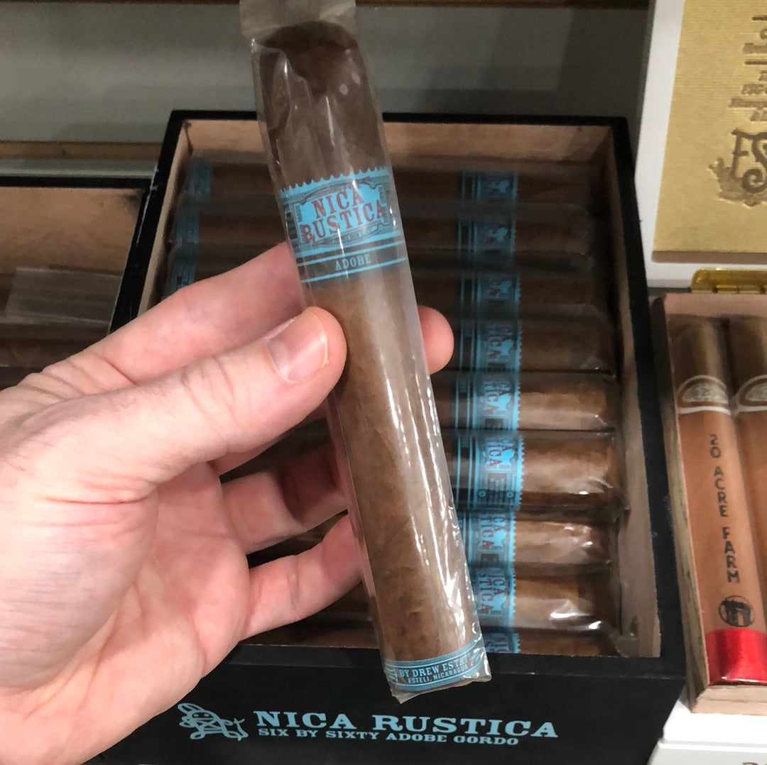 DE Nica Rustica Adobe - Gordo